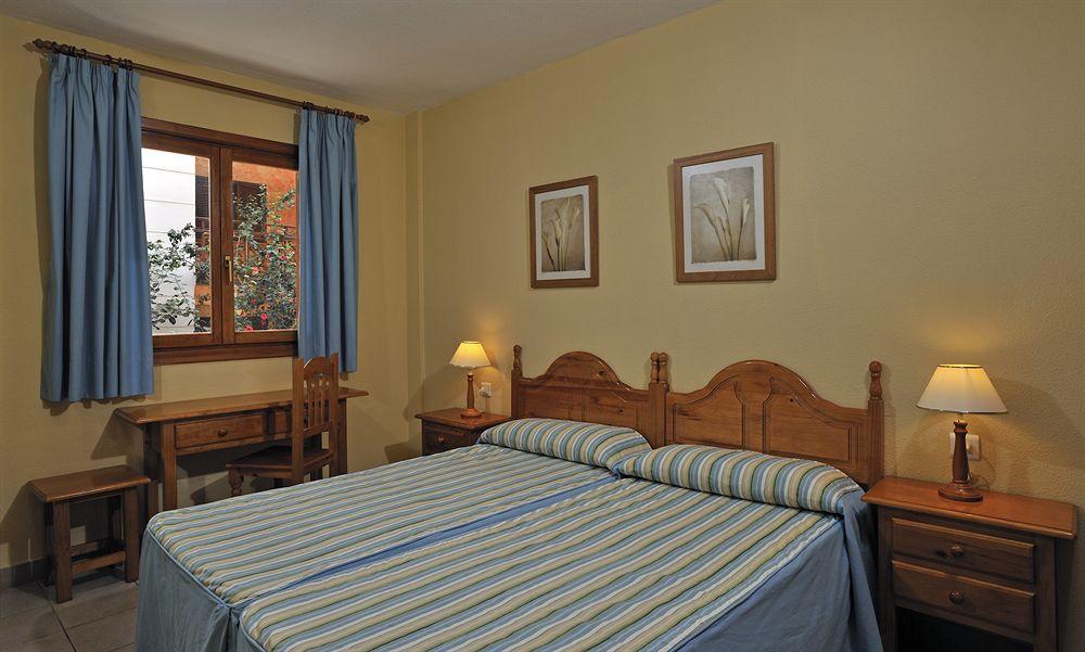 Apart-hotel Globales Tamaimo Tropical Puerto de Santiago (Tenerife)